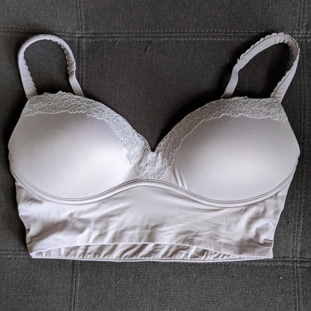 Victoria's secret wireless padded bra 34C